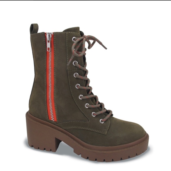 New in box Olive nubuck boots with side zip in red accent- Very comfy on!!! - Picture 4 of 4